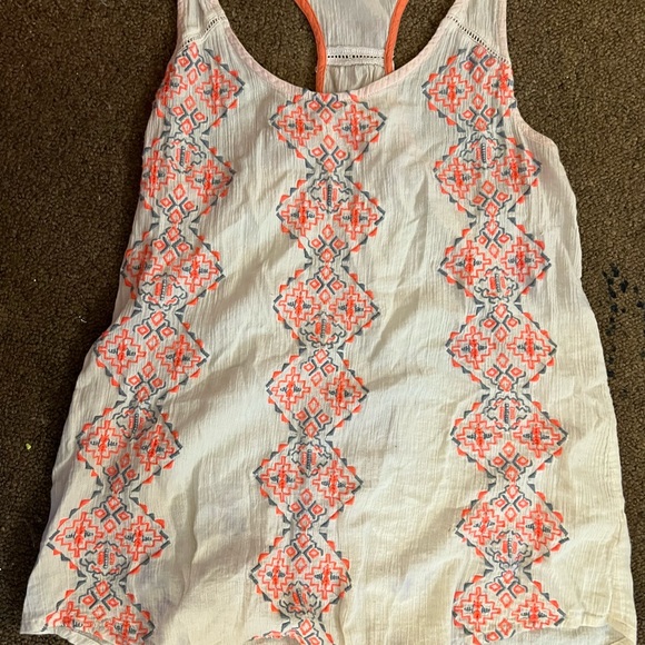 Women’s Tops. - Picture 5 of 14